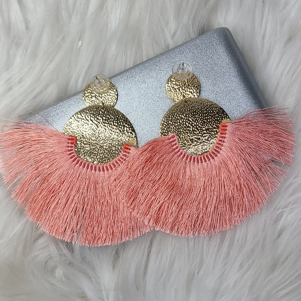 Earrings Hammered Gold Peach Fringe Lightweight Bold Statement Travel Beach Fun - Picture 2 of 3